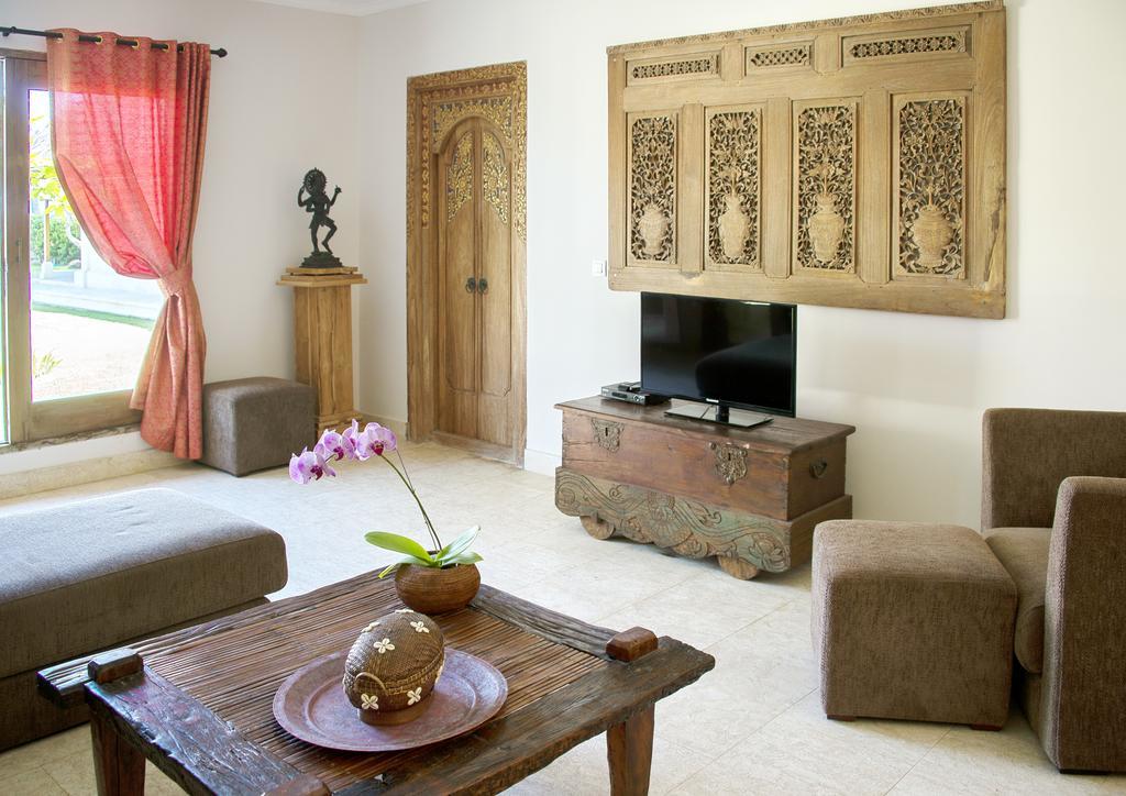 Villa Salema Jasri Buitenkant foto